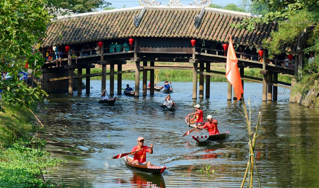 Cầu ngói Thanh Toàn - Điểm du lịch cộng đồng tại xã Hương Thủy, Thừa Thiên Huế